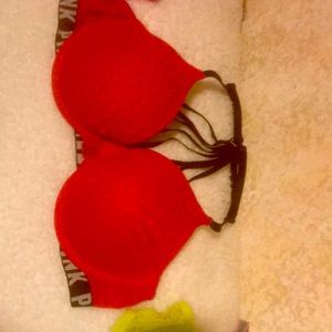 PINK by Victoria’s Secret bra size 36B